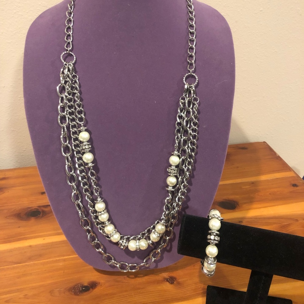 Premier Designs Instaglam necklace and bracelet